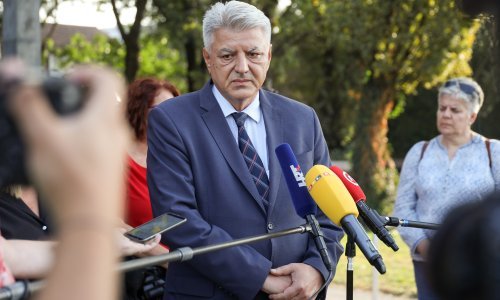 Komadina kaže da mu se nije svidjelo što se blatilo SDP u kampanji, osvrnuo se i na prepirku Plenkovića i Milanovića