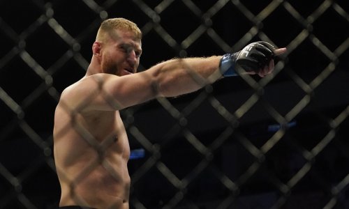 Poljak brutalnim udarcima naslijedio Jona Jonesa na tronu poluteške kategorije UFC-a; Israel Adesanyja opet oduševio i obranio titulu za čistih 20-0