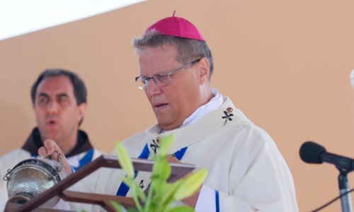 U Vinkovcima 17 pozitivnih, zarazili se prošli vikend na krizmi i prvoj pričesti na kojoj je bio i nadbiskup Hranić