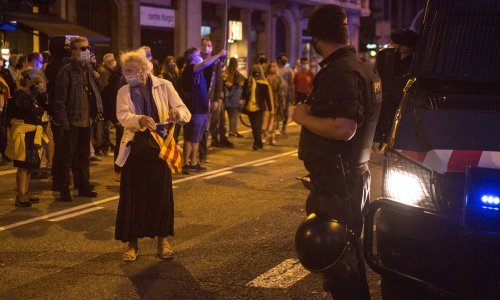 Tisuće na ulicama Katalonije u prosvjedu potpore Torri