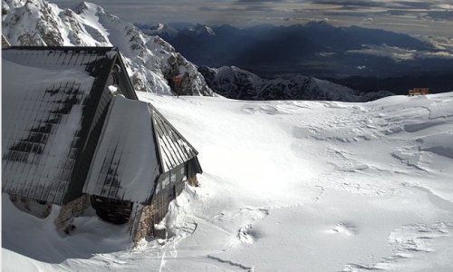 [FOTO] S Triglava stižu idilične slike snijega, ljubitelji zimskih radosti dolaze na svoje