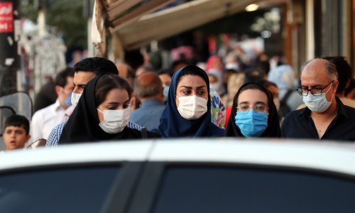 Broj zaraženih koronavirusom u Iranu prešao 450 tisuća