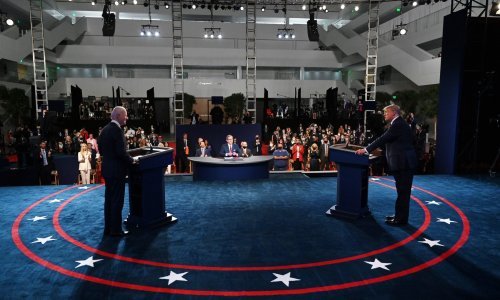 [VIDEO/FOTO] Žestok sukob Trumpa i Bidena uz salve uvreda u kaotičnoj prvoj TV debati: 'Hoćeš li više ušutjeti, čovječe!'