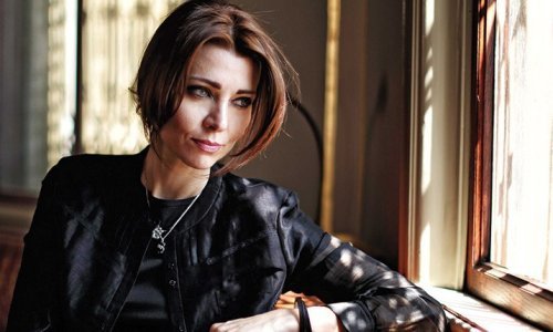 Novi naslovi iz Hene i gostovanje Elif Shafak na Hay festivalu