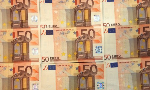 Proračunski deficit u EU i eurozoni u drugom tromjesečju najviši od 2002., najgore u Poljskoj, Austriji i Sloveniji