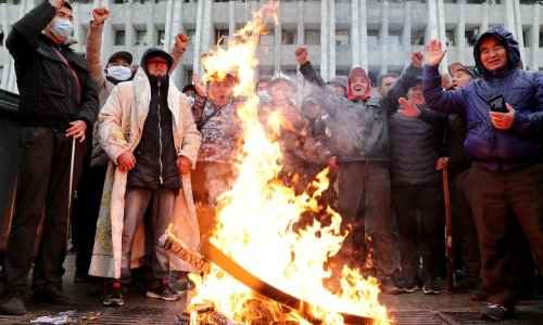 Predsjednik parlamenta Kirgistana odstupio nakon nereda