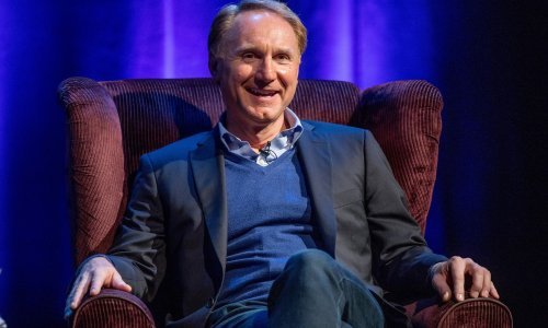 Autor 'Da Vincijevog koda' u Zagrebu predstavlja novu slikovnicu i glazbu koju je sam za nju skladao: Bilo je divno surađivati sa Zagrebačkom filharmonijom, doista mi je čast prepustiti im svjetsku premijeru