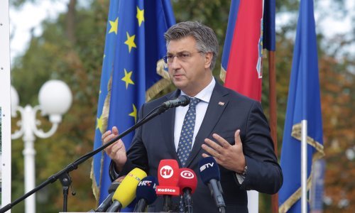 Plenković o curenju informacija i ministrima u Klubu: Bili su kod čovjeka koji poznaje sve bitne aktere... što bi u njihovim očima trebalo biti sporno?