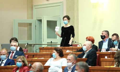 Rasprava u Saboru: Žene su potplaćene u odnosu prema muškarcima i češće rade na određeno vrijeme