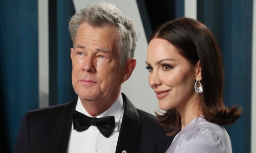 Poznati glazbenik ponovno će uživati u čarima očinstva i to u 71. godini života