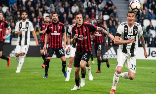 Ovo je ponuda koju je naš Mario Mandžukić čekao! Zamislite 'atomski napad' u kojem igraju Ibrahimović, Rebić i Mandžo...