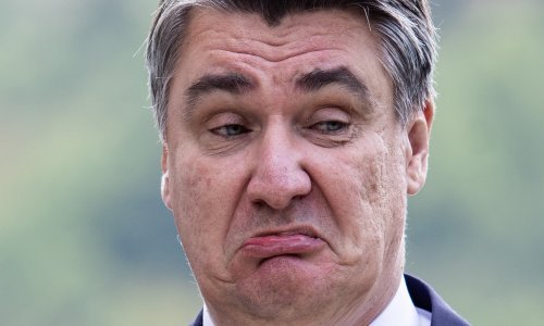 Milanović preko noći od 'veleizdajnika' postao 'kralj' desnice