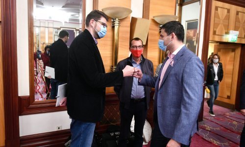 SDP-ovci izabrali novu šeficu Glavnog odbora, Bernardić održao govor i otišao