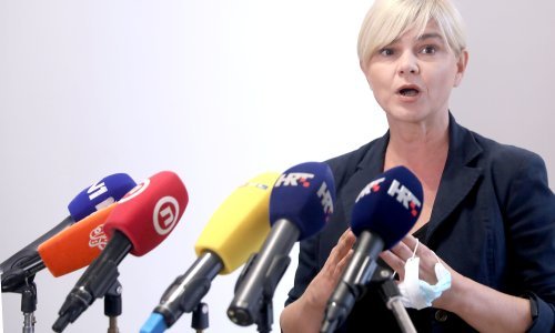 Benčić: Kako je moguće da bilo tko oružjem koje proizvodi rafalnu paljbu može hodati usred dana ispred zgrade u kojoj su najštićenije osobe u zemlji