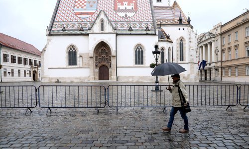 [ANKETA] Pucnjava pred zgradom Vlade: Slažete li se s odlukom o ograničenju kretanja na Markovu trgu u Zagrebu?