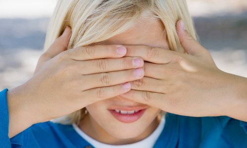 Možemo li se koronom zaraziti dodirivanjem očiju? Nijemci imaju odgovor