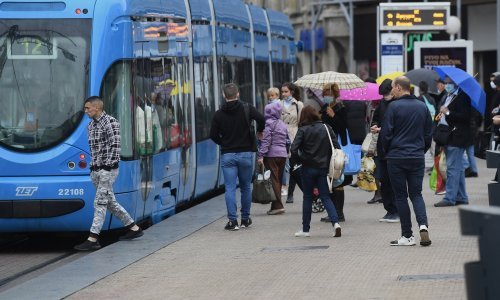 Zagreb ima nove epidemiološke mjere: Maske negdje i na otvorenom, pojačavaju se kontrole na okupljanjima poput onog ispred HNK