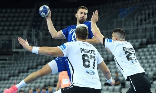 'Zagrebaši' su i dalje 'kanta za napucavanje'; Vlado Šola debitirao je porazom od čak 18 golova razlike i novim negativnim rekordom