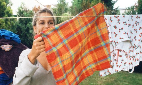 Koliko god prali svoje kuhinjske krpe, ne možete ukloniti mrlje? Evo kako ćete ih se uspješno riješiti