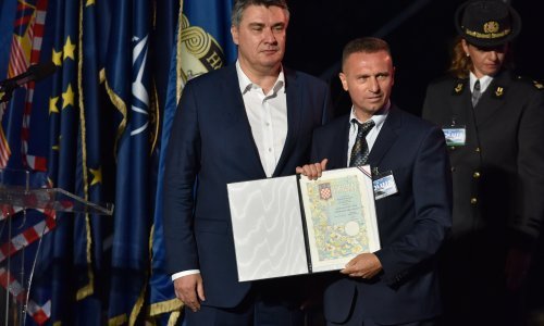 Zagrebačko tužiteljstvo pokrenulo istragu protiv generala HVO-a Jelića kojeg je odlikovao predsjednik Milanović