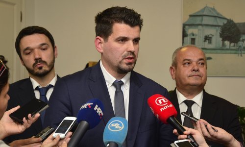 Brođani nezadovoljni nakon sastanka s Vladom