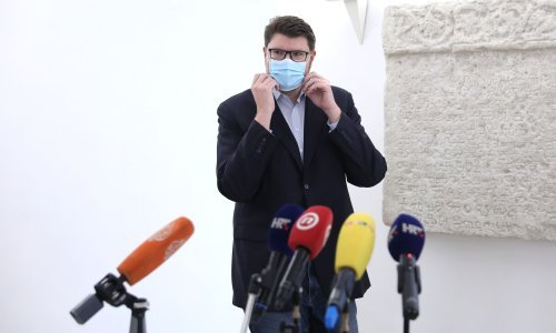 Grbin: Stanka u radu Sabora neprimjerena zbog krize