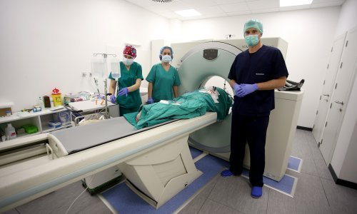 Pet medicinskih sestara u Klinici za tumore pozitivno na koronavirus