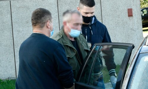 Privedeni muškarac poznanicima govorio: Da je Bezuk vidio premijera usmrtio bi ga, a to je trebao prepustiti meni i svom ocu. Ja maštam o tome