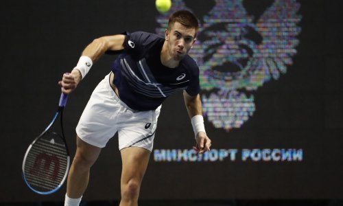 Borna Ćorić velikim preokretom prošao Miloša Raonića a onda otkrio što u finalu sprema domaćem tenisaču Rubljovu