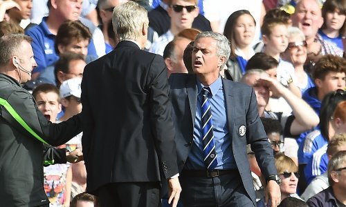Nogometni treneri Arsene Wenger i Jose Mourinho se opet dohvatili, a razlog novog sukoba je knjiga
