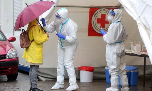 U Karlovačkoj županiji u dva tjedna 310 oboljelih, danas 21 osoba, a jedna je umrla