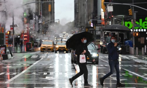 SAD: Gotovo 300 tisuća smrtnih slučajeva zbog koronavirusa od siječnja