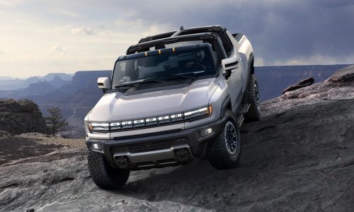 [FOTO/VIDEO] Predstavljen GMC HUMMER EV; Legendarni terenac se vratio u život kao električna zvijer