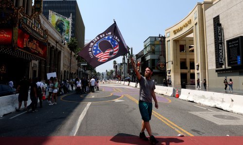 QAnon stigao iz Amerike u Europu: Kako su milijuni ljudi podlegli teoriji zavjere o krvoločnim sotonističkim pedofilima na vlasti