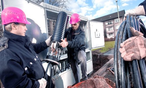 Hrvatski Telekom kroz ulaganje vrijedno 12,5 milijuna kuna spaja 5.000 kućanstava Malog Lošinja na optiku