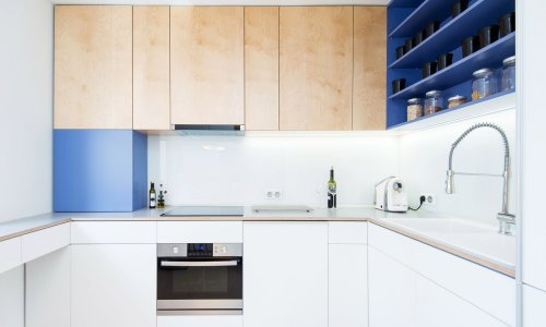 Dosadile su vam keramičke pločice? Evo kako možete zaštititi kuhinjske zidove sa stilom