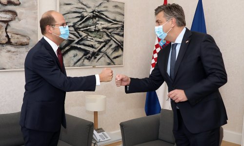 Plenković primio predstavnike Međunarodne košarkaške federacije