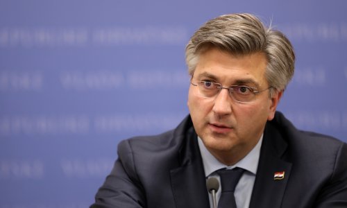 Plenković se testirao u nedjelju, negativan je: 'Priroda kontakta s Brnjac nije bila takva da zahtijeva samoizolaciju'