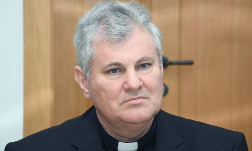 Sisački biskup Vlado Košić pozitivan na koronavirus
