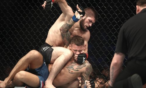 Fantastični Khabib Nurmagomedov dokazao da je 'kralj'; opasnog Justina Gaetheja doslovno je uspavao gušenjem te zatim šokirao svijet objavom o kraju karijere