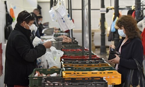 Danska studija: Maske pružaju ograničenu zaštitu; drastično smanjuju rizik ako ju nosi zaražena osoba