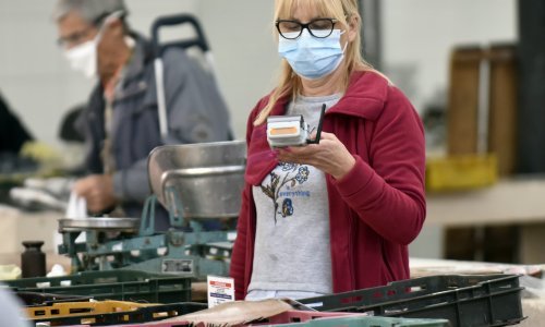 Maske štite, ali ventilacijski sustav važniji je u zatvorenu prostoru