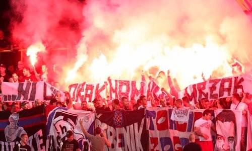[FOTO/VIDEO] Torcida proslavila 70. rođendan; najstarija navijačka skupina u Europi priredila do sad neviđenu feštu