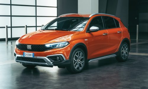 [FOTO] Novi Fiat Tipo je sada dobio i verziju Tipo Cross: novi motori, dizajn te pregršt novih tehnologija