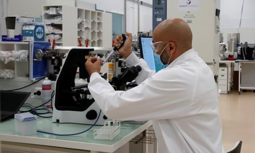 Sanofi i GlaxoSmithKline dostavit će 200 milijuna doza cjepiva za svjetsku inicijativu