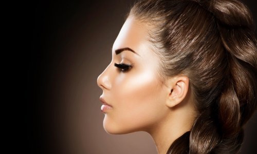 Maštate o dugoj i zdravoj kosi? Uz pomoć namirnice koju svi imamo kod kuće vaše bi se želje mogle ostvariti