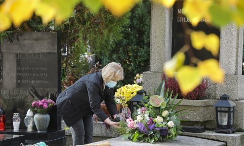 Samo po zagrebačkim grobljima patrolirat će 200 covid redara