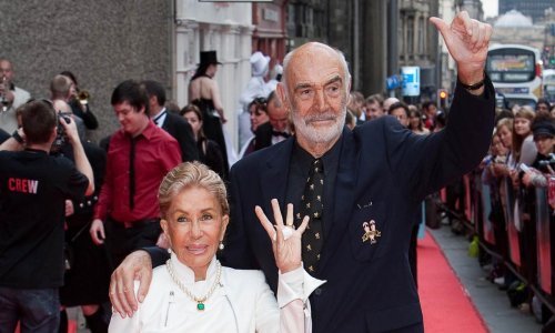 Oglasila se udovica Seana Conneryja s kojom je proveo dugih 45 godina u braku: 'Bez njega više ništa neće biti isto'