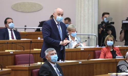 Bačić: U idućih petnaestak dana raspravit ćemo pokretanje pitanja odgovornosti ministra Tomislava Ćorića