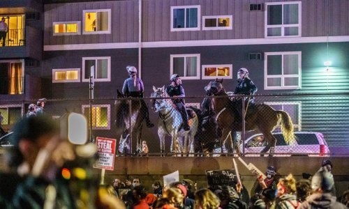 Biden očekuje pobjedu prije vikenda, Trump osporava zakonitost listića